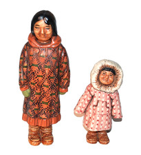 Chugiak Alaskan Inuit Eskimo Figurine Kaipuk Woman Child C. Alan Johnson Style