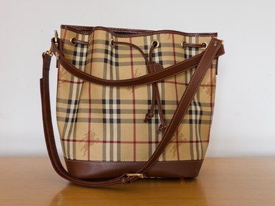 Authentic Burberry Bucket Bag Nova Check Beige Women's - BRAND NEW! Never Used