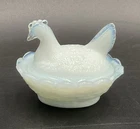 Vintage Boyd Glass Mini Hen on Nest Salt Chick White Opalescent Lidded 2.5”