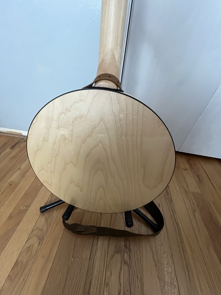 Used Deering Good Time 5 String Banjo With Hard shell Case and