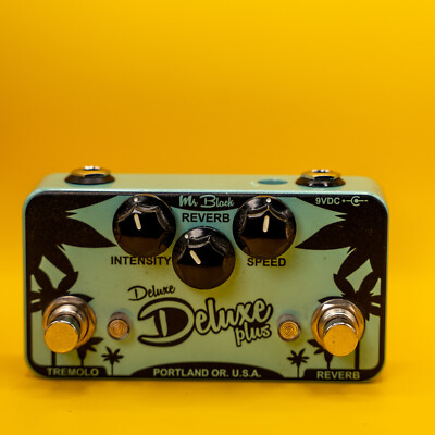 Mr. Black Pedals Deluxe Plus | Spring Reverb und Tremolo | wie in Fender Amp