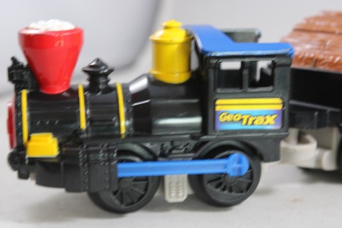 Geotrax F.P.R.R. 6368 Train Engine, Tender Timbertown FPRR - Powers On - Picture 5 of 11