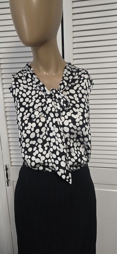 629 Kasper Separates Womens Black White Pokadot Sleeveless Top/Blouse Sz PXL