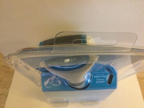 Amope Pedi Perfect Electronic Pedicure Foot File (new, light blue) - Picture 6 of 8