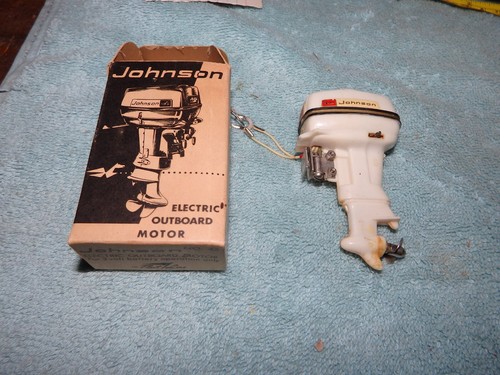 THE FLEET LINE TOY BOAT BATTERY POWERED THE FURY BOX Jonson Motor Box Rare - Picture 16 of 23