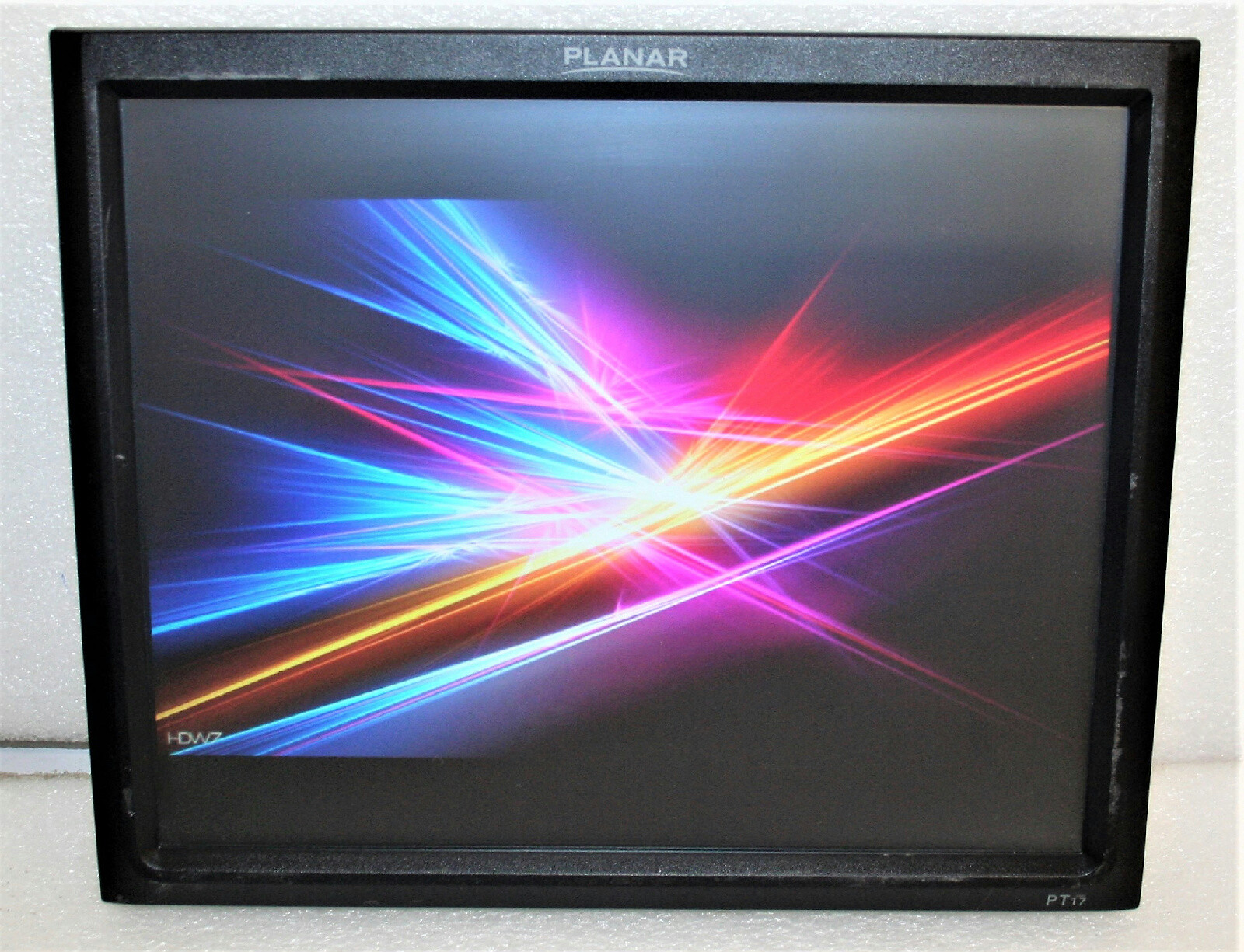 Buy Planar 17\