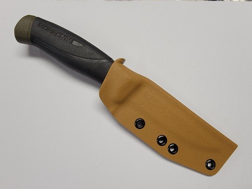 Handgefertigte Wüstenfuchs Kydex Hülle für Mora Companion 4.1 Kohlenstoffhülle NUR 302 - Bild 7 von 7