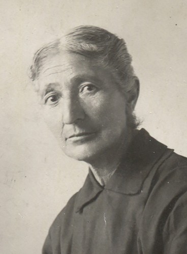 #63375 wohl KONSTANTINOPEL 20.5.1924. Alte Dame. Foto PC Größe RPPC - Bild 4 von 5