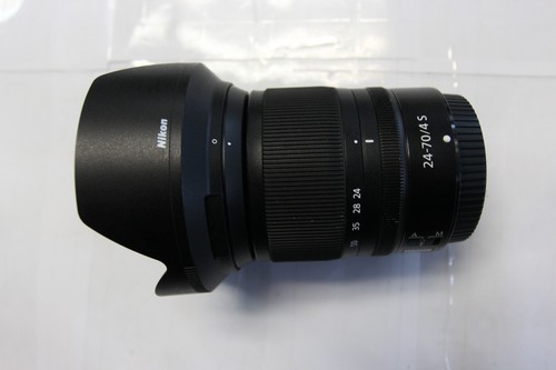 Nikon nikkor s 24-70 mm f/4 attacco Z - Foto 4 di 17