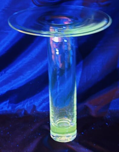 Blenko Glass Flat Disc Top Crystal Vase With Manganese Glow By Don Shepherd 13” - Picture 9 of 10