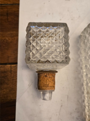 Vintage “ Four Roses “ Empty Decanter Bottle Bourbon Diamond 9.5" X 4" X 3.5" - Picture 2 of 5