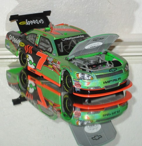 2011 DANICA PATRICK #7 GODADDY.COM FLASHCOAT COLOR AUTOGRAPHED Car W/JSA COA - Picture 8 of 13