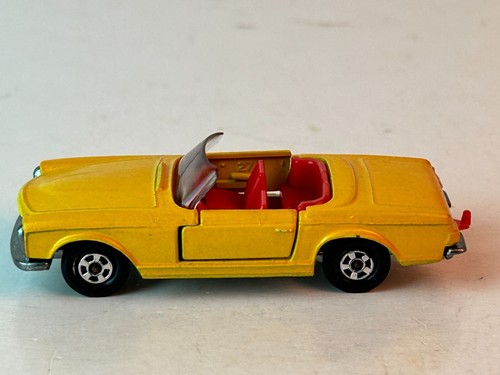 Matchbox Superfast No. 27 Mercedes Benz 230 SL, Red Interior with Original Box - Picture 10 of 18