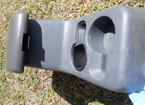 00-04 Nissan Frontier Extended Cab Center Console Storage Arm Rest Cup Holder - Bild 5 von 13