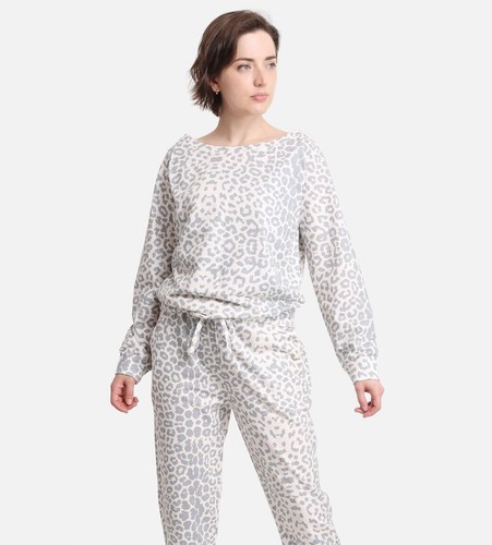 ComfyLuxe Leopard Pattern Off-The-Shoulder Pullover Sweater - Picture 2 of 10