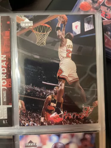 MICHAEL JORDAN Every Card Ever YOU PICK Raw Graded Rookie Auto Inserts 1996-2024 - Picture 87 of 260