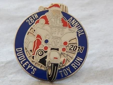 Dudley's Annual Toy Run Lapel Pin: SFPD 2011
