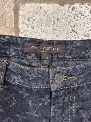 『YOU』LOUIS VUITTON ダークデニム パンツ 38 Louis Vuitton ダークデニムパンツ - メルカリ