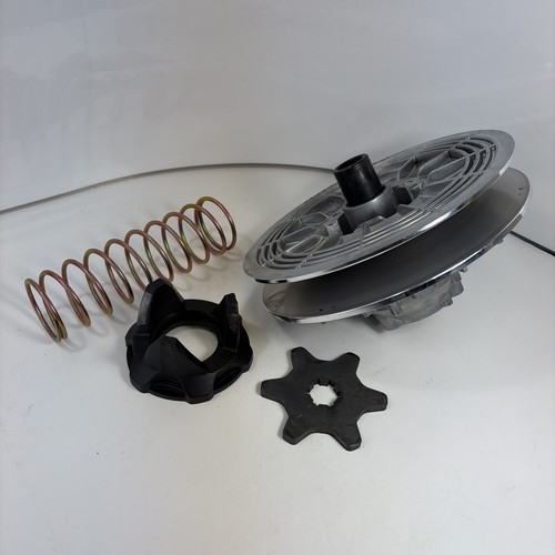 For CanAm Outlander Renegade Maverick Commander Secondary Drive Clutch 420280173 - Picture 1 of 12