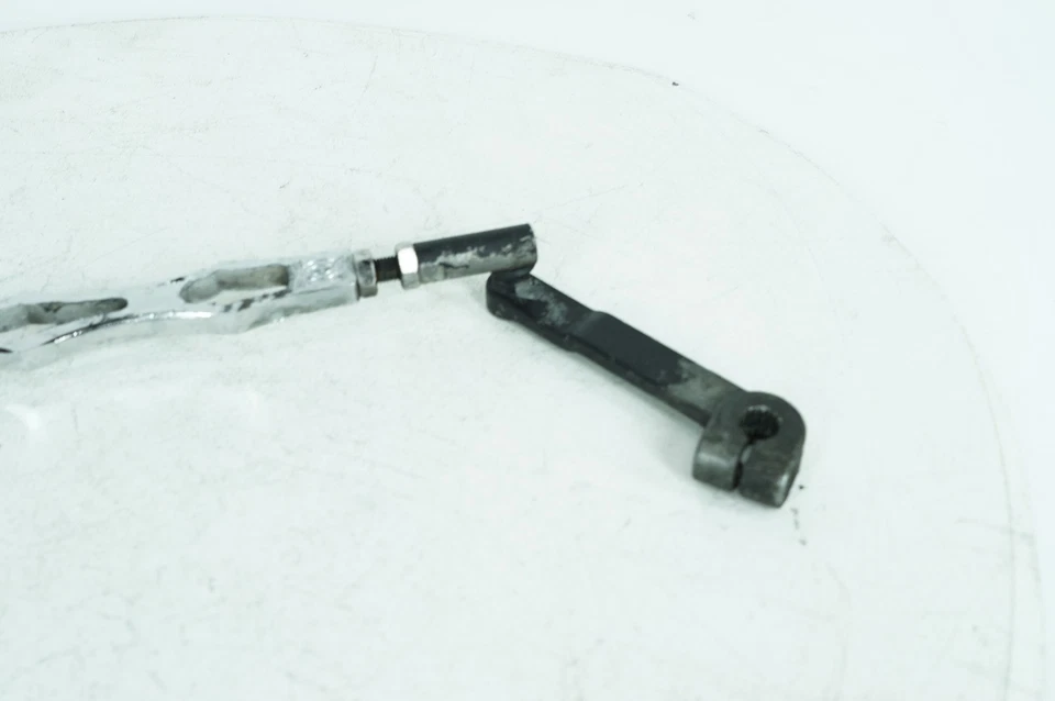 2001 Harley Softail FXSTDI Deuce OEM alavanca de câmbio de marchas com ligação de haste 33660-90B - Imagem 3 de 4