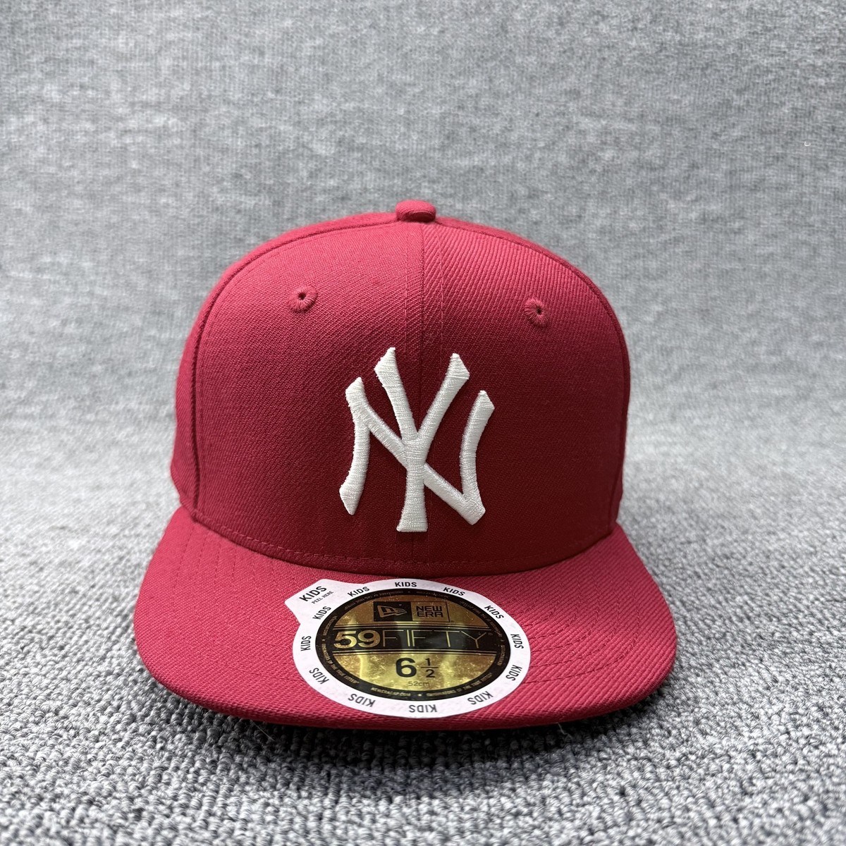 New Era 59FIFTY Kids NY New York Yankees Red Fitted Hat Size 6 1/2 52cm