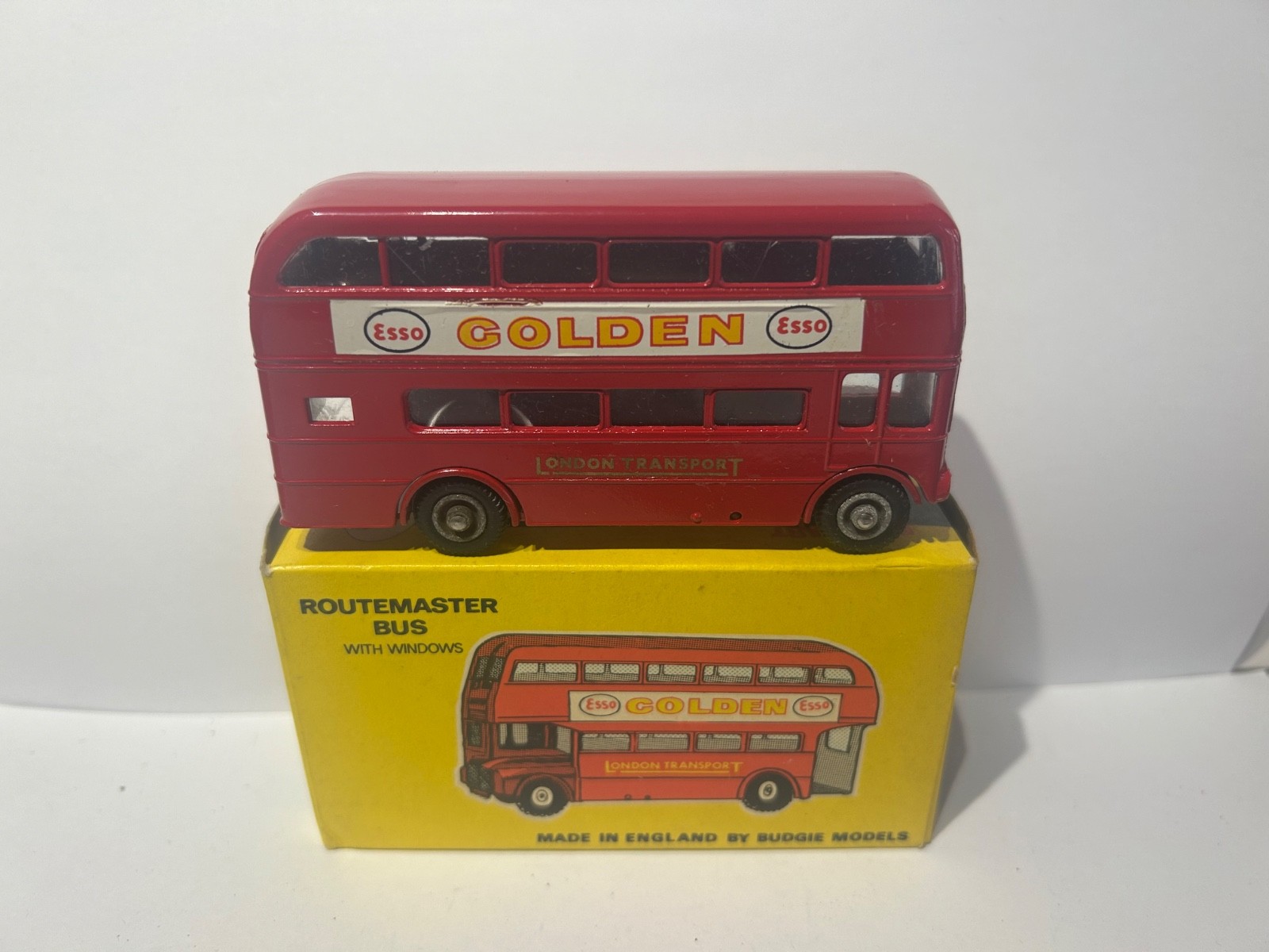 ミニカー A BUDGIE TOY ROUTE MASTER 64 SEATER Budgie Toys England AEC Routemaster 64 Seater Double Decker