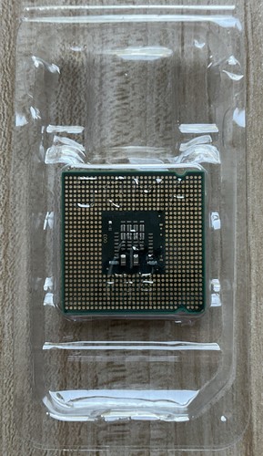 Intel Core 2 Duo E7200 Dual-Core Processor, 2.53GHz, 3M L2 Cache, 1066 MHz FSB - Picture 2 of 2