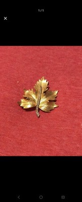 Vintage Gallstone Maple Leaf Brooch With Rhinestone Stem