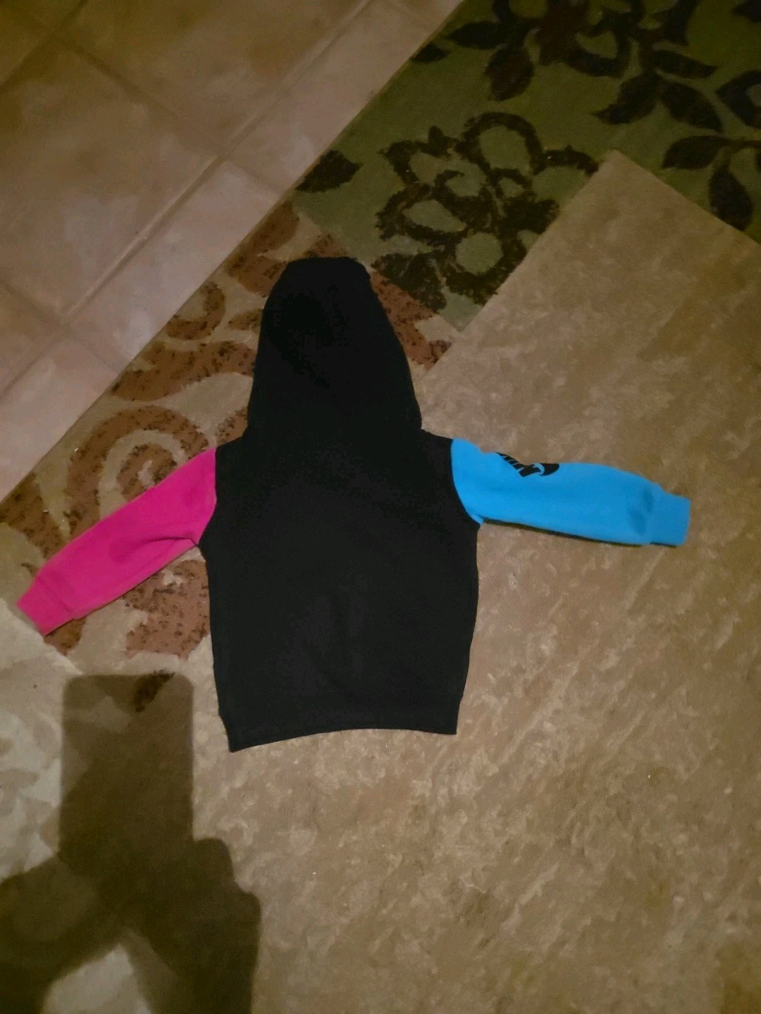 Picture 2 of 4