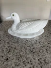 Westmoreland GREEN Eyed Duck on Nest Milk Glass Covered Dish Wave Base Vtg