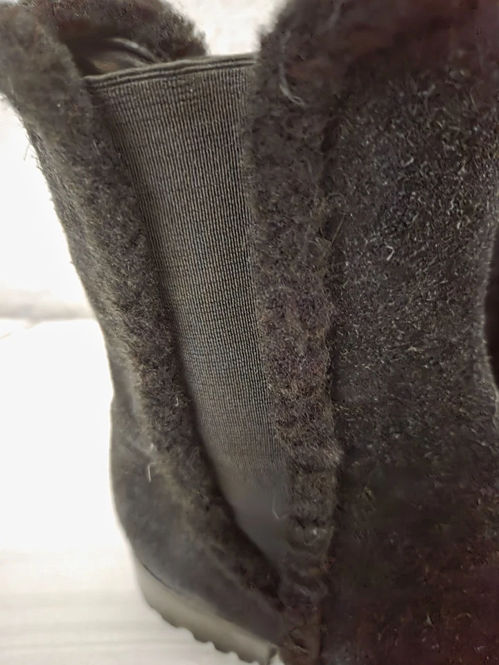 TALBOTS WOMENS "TISH" 100% LEATHER SHEARLING TRIM ANKLE BOOT BLACK SIZE 7. 5 - Image 3 of 4