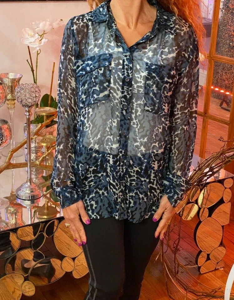 设备 FEMME 蓝色丝绸 LEOPARD CAMO SHEER FLAP POCKETS 签名罩衫 S — 第 4/4 张图片