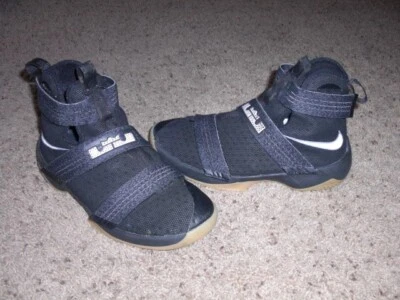 Mens Nike LeBron Soldier 10 SFG Black‎ Gum Basketball Shoes 844378-009 Size 15 Buy Nike LeBron Soldier 10 SFG  main image 3
