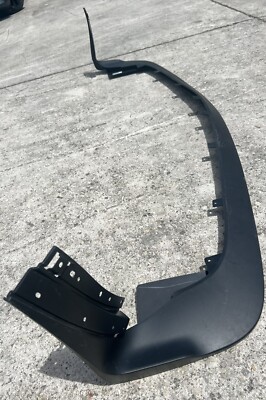 2018-2020 DODGE CHALLENGER FRONT LOWER AIR DAM DEFLECTOR OEM