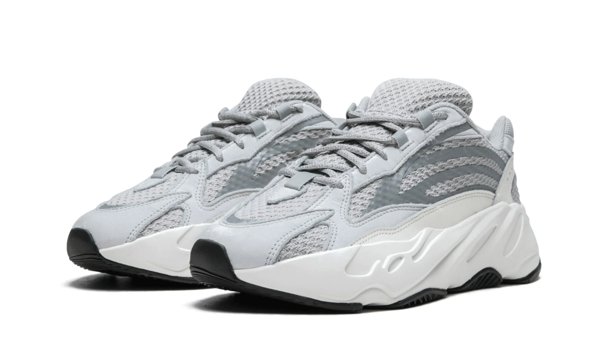 Adidas Yeezy 700 v2 Adidas Yeezy 700 v2