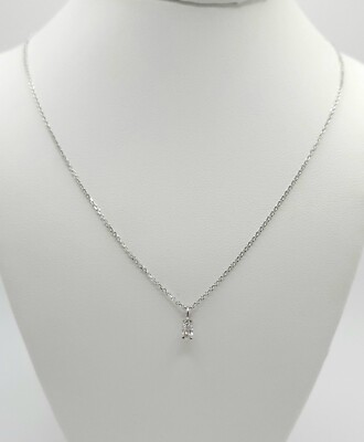 14K White Gold Cubic Zirconia Pendant Necklace RL101
