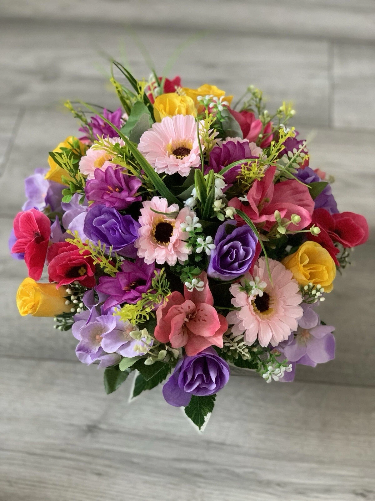ANY Colourful Mix Grave Pot Artificial Spring Flowers Cemetery Posy Vase Tribute
Opens in a new wind