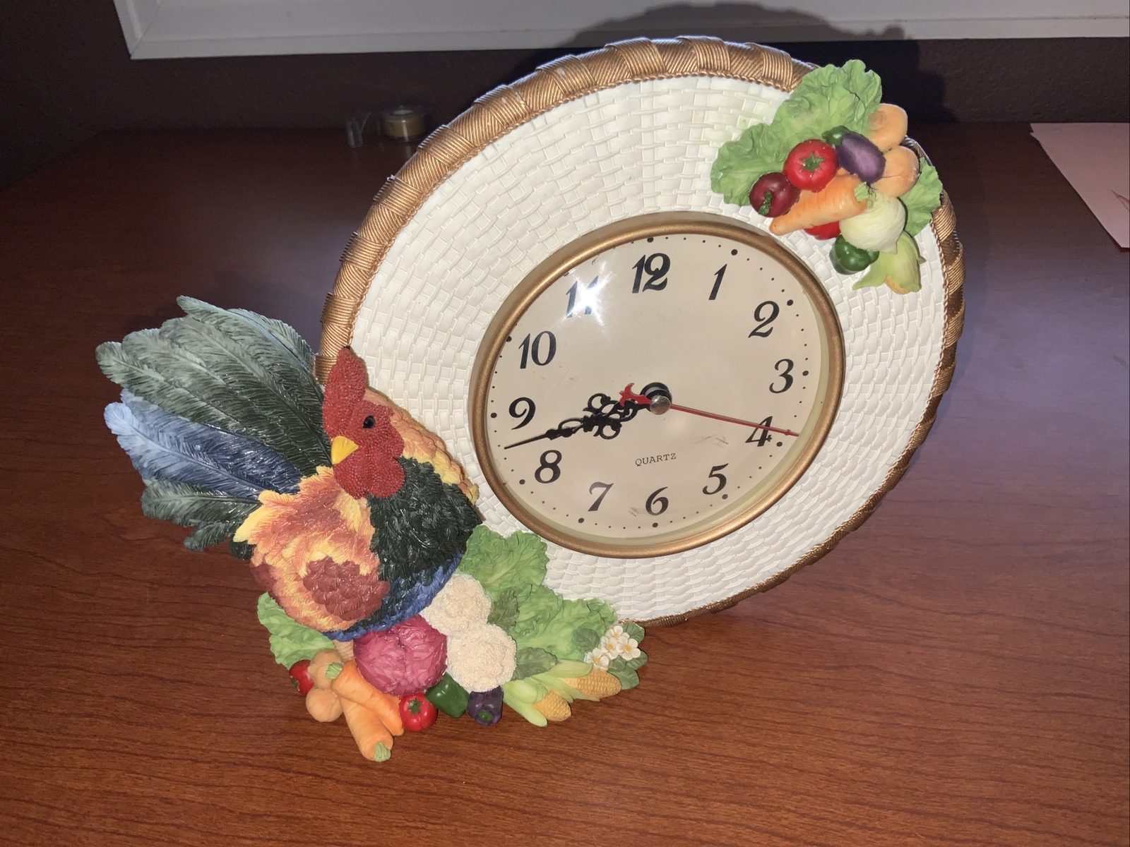 Vintage Rustic Country Rooster Table Clock, Quartz Works