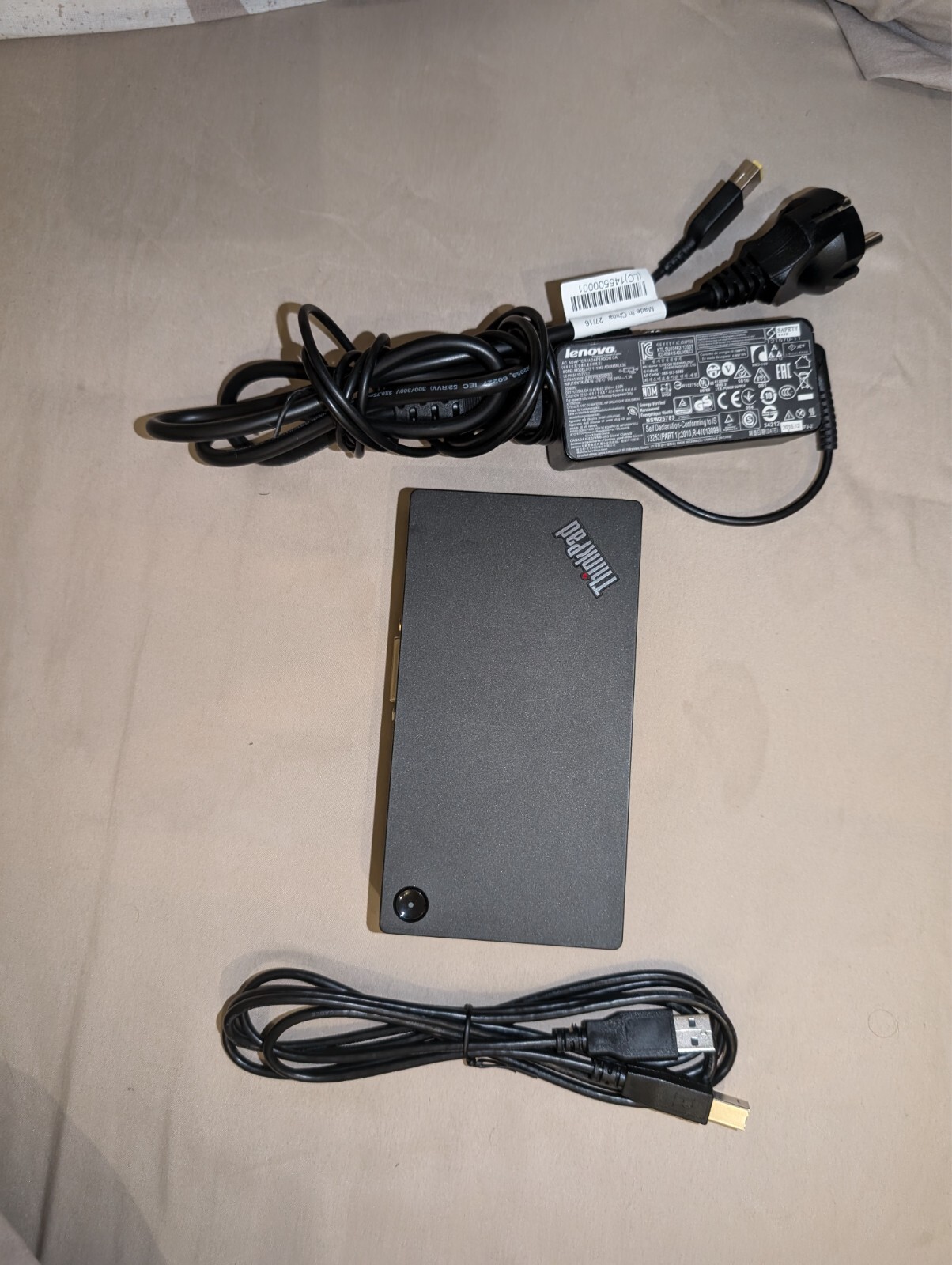Station d'accueil Lenovo ThinkPad USB 3.0 Dock idéale pour le télétravail à la maison