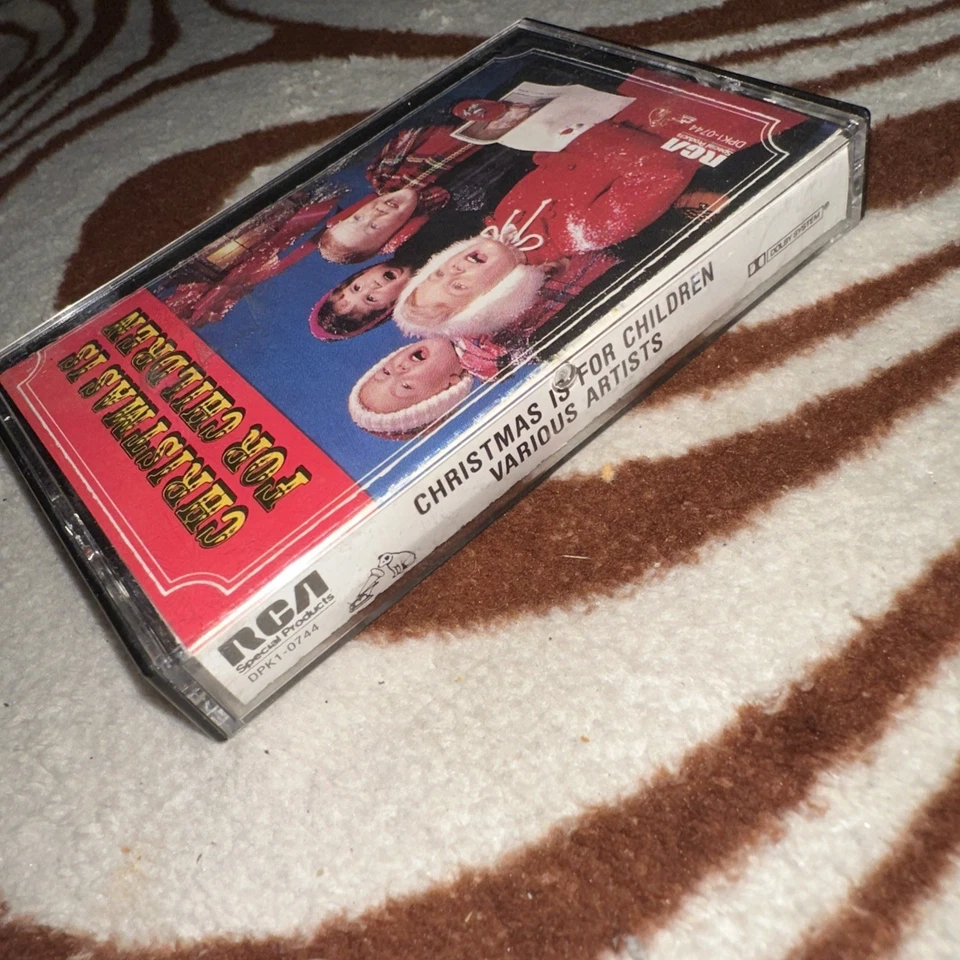 Christmas Is For Children Cassette Tape RCA 1986 Richard Wolfe Children’s Chorus - Image 3 of 4