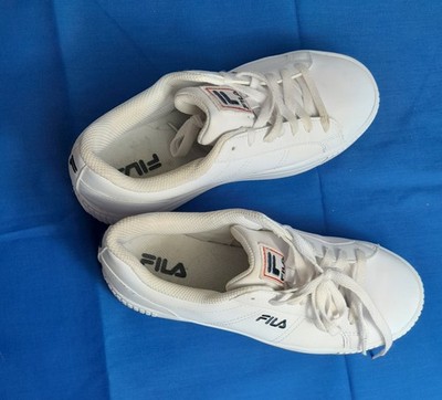 FILAS WOMENS Sz 7.5 WHITE BASKETBALL SHOES