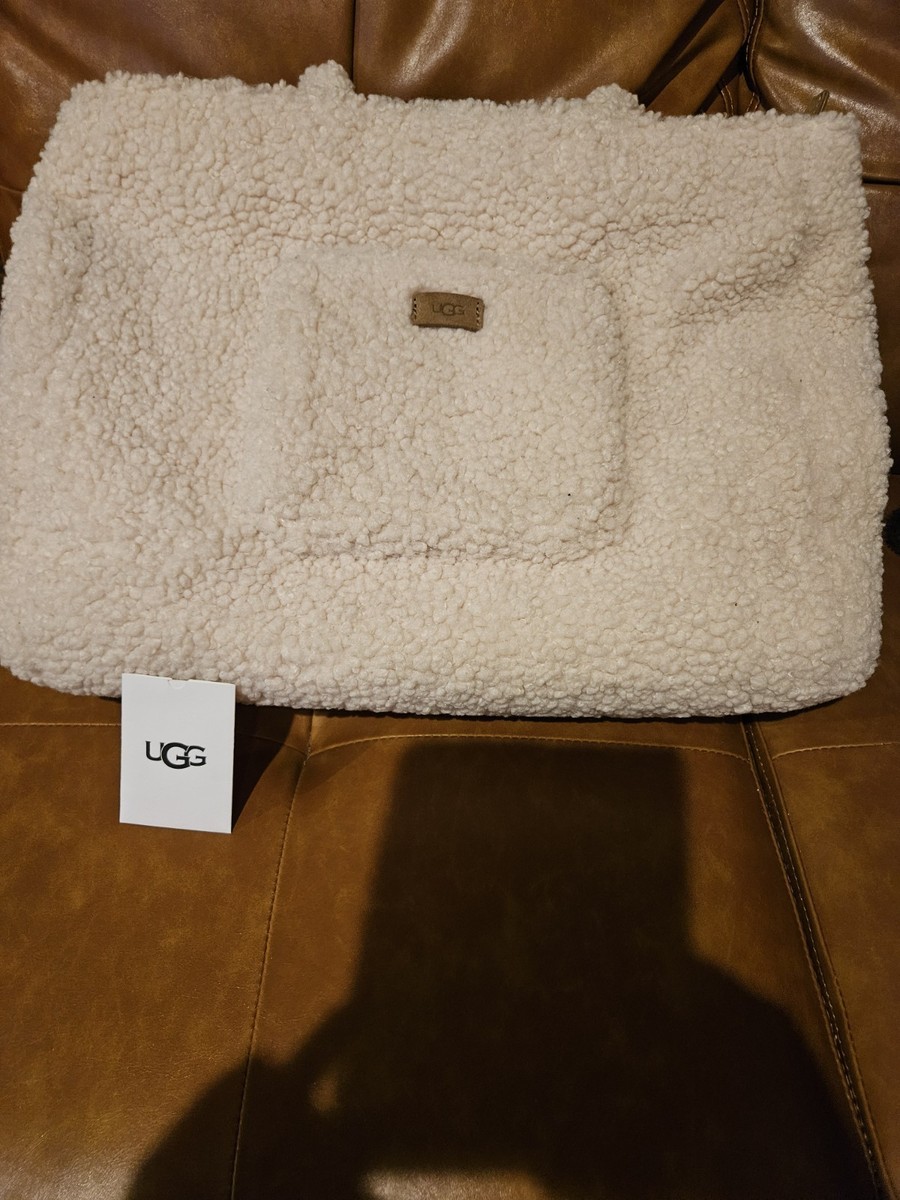 Ugg Australia Sherpa Tote Bag Beige View 2