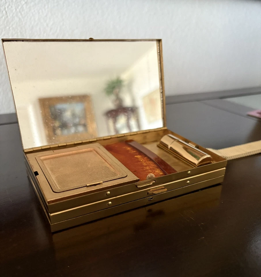 De colección. Bolso sin asas/bolso de noche de malla tejido canasta de metal tono dorado de la década de 1950 - Art Deco - ¿Evans? Foto 4 de 4