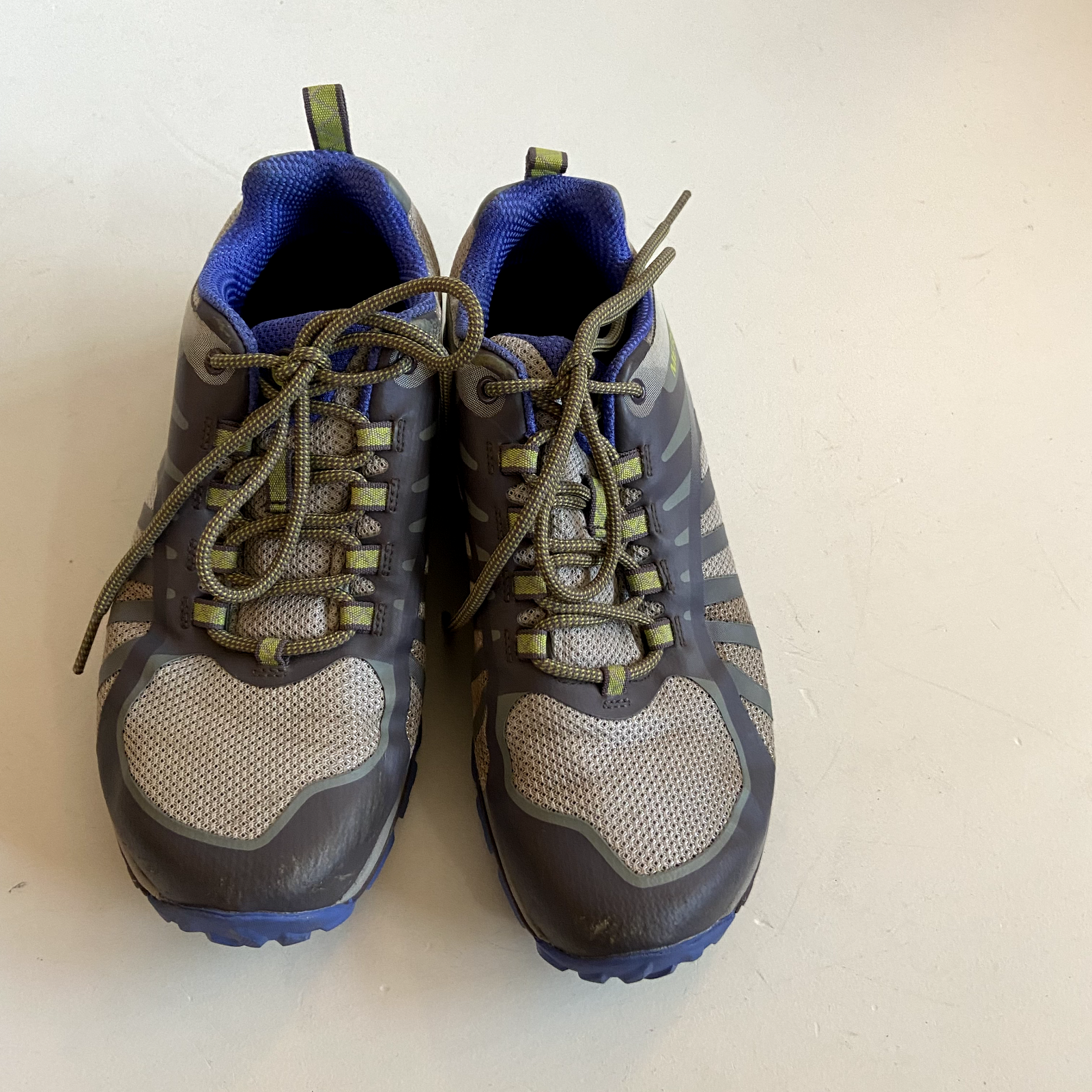 Stivali da trekking Merrell da donna Siren Edge Q2 grigio J41324 rete stringata 7 M