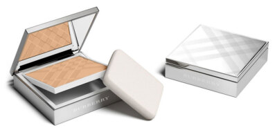 Burberry Bright Glow Compact Foundation Light Honey No.10