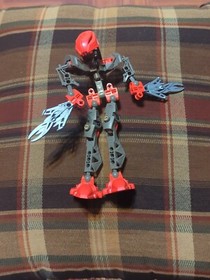 LEGO BIONICLE 8592 RAHKSHI TURAHK INCOMPLETE With CANNISTER Missing A Part