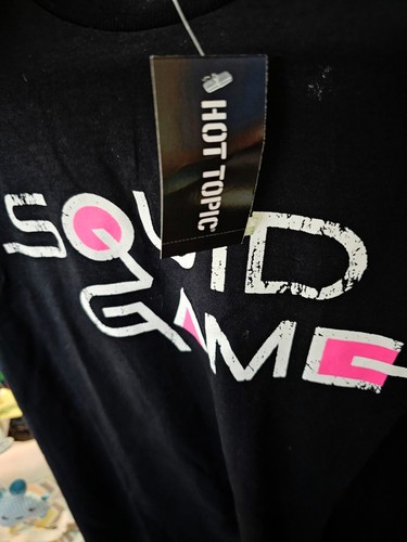 Netflix Squid Game Title Hot Topic Black T-Shirt Medium - Picture 3 of 3