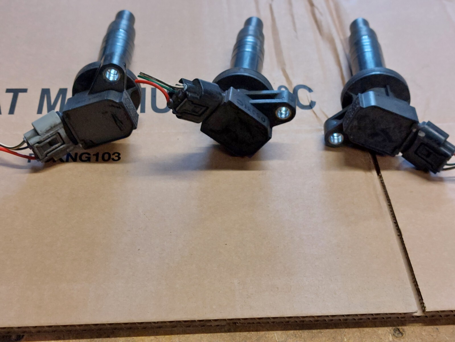 3X IGNITION COIL PACK CITROEN C1 toyota AYGO Peugeot 107 Genuine