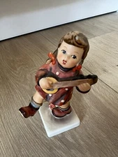 HAPPINESS Goebel Figurine #86 Girl with Banjo