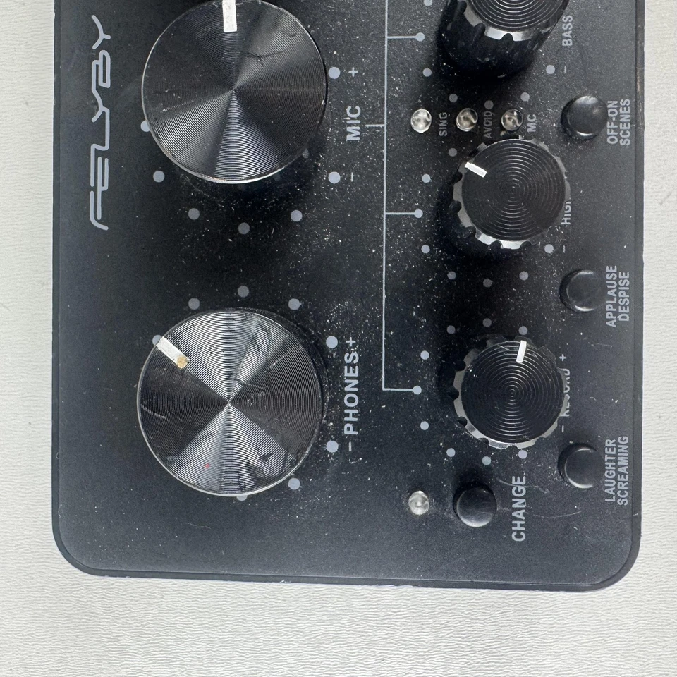 FELYBY Audio Interface Mixer Bundle V8 Live Stream Sound Card Podcast Effects - Image 4 of 4